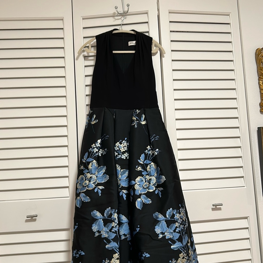 Eliza J Beautiful ball gown with floral bottom
